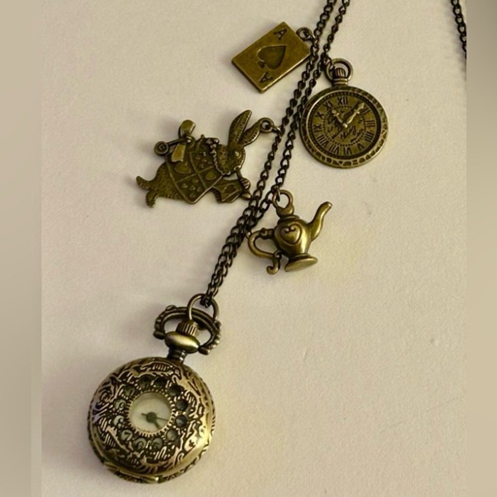 Necklace Alice in Wonderland charms, etched pocket watch*, bronze, 31” chain